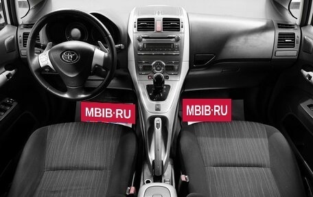 Toyota Auris II, 2008 год, 695 000 рублей, 11 фотография