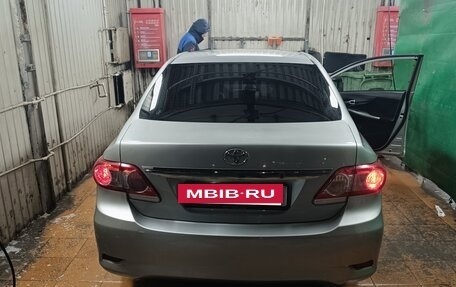 Toyota Corolla, 2011 год, 900 000 рублей, 12 фотография