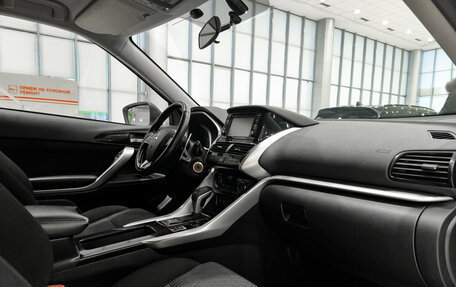 Mitsubishi Eclipse Cross, 2021 год, 1 950 000 рублей, 13 фотография