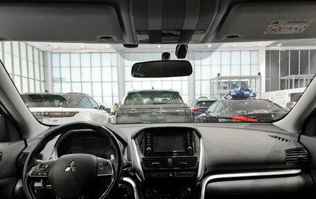 Mitsubishi Eclipse Cross, 2021 год, 1 950 000 рублей, 17 фотография