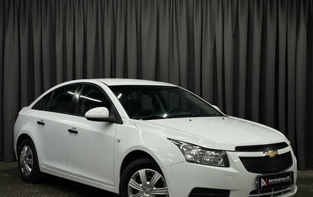 Chevrolet Cruze II, 2011 год, 639 777 рублей, 4 фотография