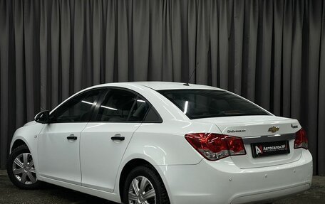 Chevrolet Cruze II, 2011 год, 639 777 рублей, 2 фотография