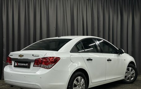 Chevrolet Cruze II, 2011 год, 639 777 рублей, 3 фотография