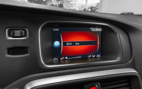 Volvo V40 Cross Country I, 2018 год, 2 180 000 рублей, 15 фотография