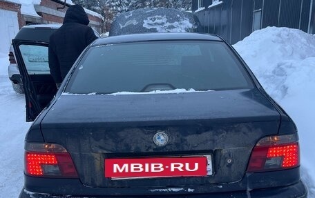 BMW 5 серия, 1998 год, 260 000 рублей, 3 фотография