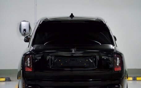 Rolls-Royce Cullinan, 2024 год, 65 000 000 рублей, 14 фотография