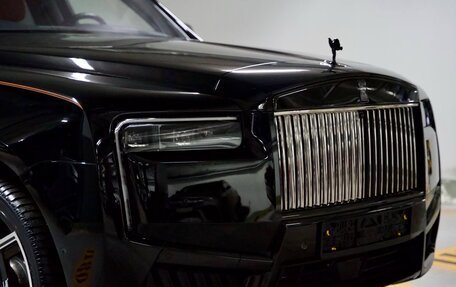 Rolls-Royce Cullinan, 2024 год, 65 000 000 рублей, 21 фотография