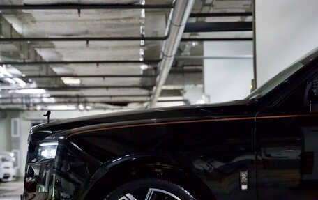 Rolls-Royce Cullinan, 2024 год, 65 000 000 рублей, 37 фотография