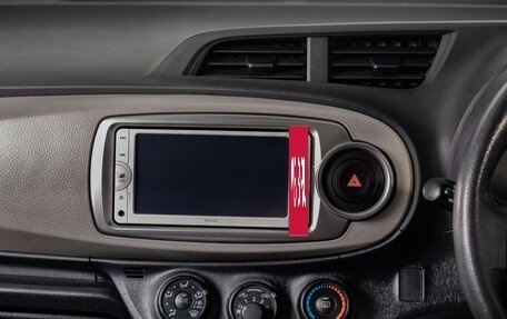 Toyota Vitz, 2013 год, 749 000 рублей, 11 фотография