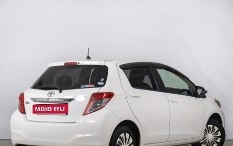 Toyota Vitz, 2013 год, 749 000 рублей, 7 фотография