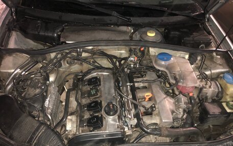 Audi A4, 1998 год, 390 000 рублей, 5 фотография