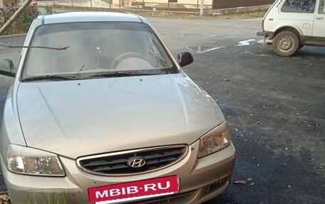 Hyundai Accent II, 2011 год, 620 000 рублей, 2 фотография