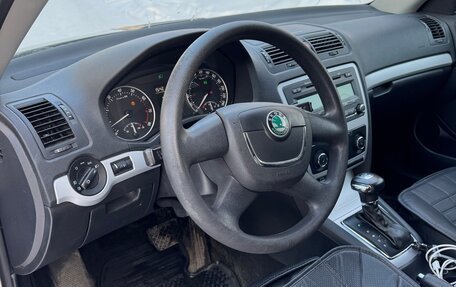 Skoda Octavia, 2011 год, 830 000 рублей, 7 фотография