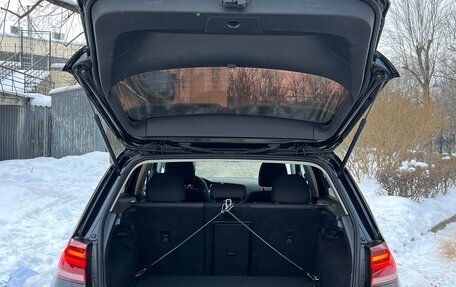 Volkswagen Golf VII, 2018 год, 2 000 000 рублей, 11 фотография