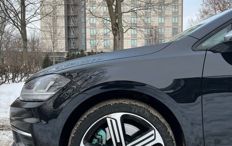 Volkswagen Golf VII, 2018 год, 2 000 000 рублей, 10 фотография