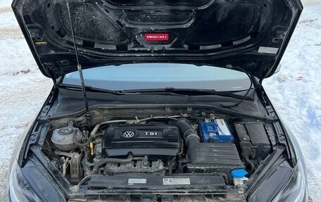 Volkswagen Golf VII, 2018 год, 2 000 000 рублей, 14 фотография