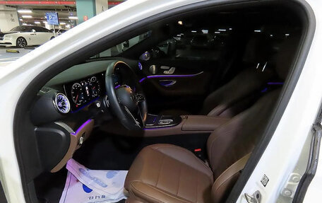 Mercedes-Benz E-Класс, 2023 год, 5 400 000 рублей, 8 фотография