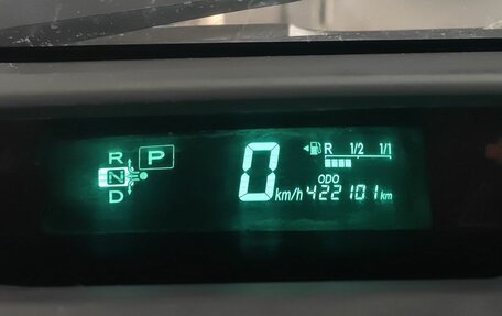 Toyota Prius, 2007 год, 709 000 рублей, 14 фотография