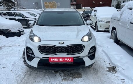 KIA Sportage IV рестайлинг, 2019 год, 2 215 000 рублей, 2 фотография