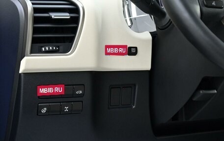 Lexus NX I, 2018 год, 2 575 000 рублей, 12 фотография