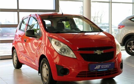 Chevrolet Spark III, 2013 год, 740 000 рублей, 3 фотография