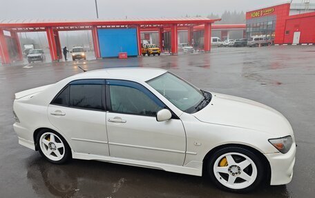 Toyota Altezza, 1999 год, 880 000 рублей, 1 фотография