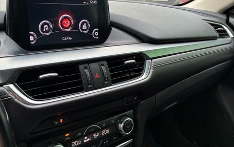 Mazda 6, 2018 год, 1 970 000 рублей, 2 фотография