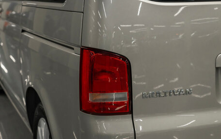 Volkswagen Multivan T5, 2010 год, 2 240 000 рублей, 23 фотография