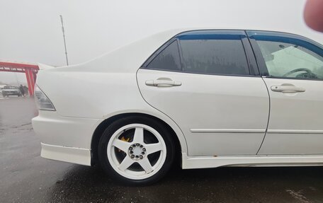 Toyota Altezza, 1999 год, 880 000 рублей, 5 фотография