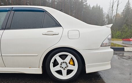 Toyota Altezza, 1999 год, 880 000 рублей, 10 фотография