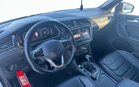 Volkswagen Tiguan II, 2021 год, 4 300 000 рублей, 6 фотография