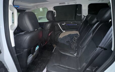 Haval H9 I рестайлинг, 2017 год, 2 300 000 рублей, 12 фотография