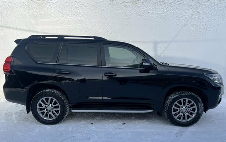 Toyota Land Cruiser Prado 150 рестайлинг 2, 2019 год, 5 000 000 рублей, 5 фотография