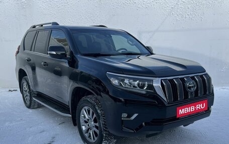 Toyota Land Cruiser Prado 150 рестайлинг 2, 2019 год, 5 000 000 рублей, 4 фотография