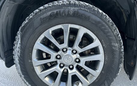 Toyota Land Cruiser Prado 150 рестайлинг 2, 2019 год, 5 000 000 рублей, 11 фотография