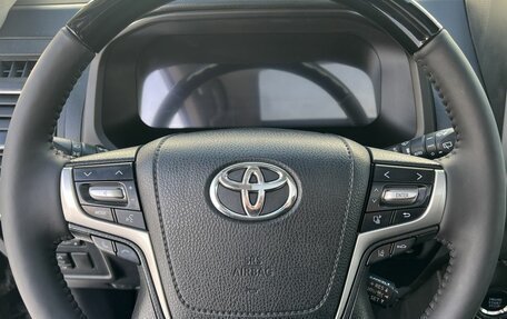 Toyota Land Cruiser Prado 150 рестайлинг 2, 2019 год, 5 000 000 рублей, 17 фотография