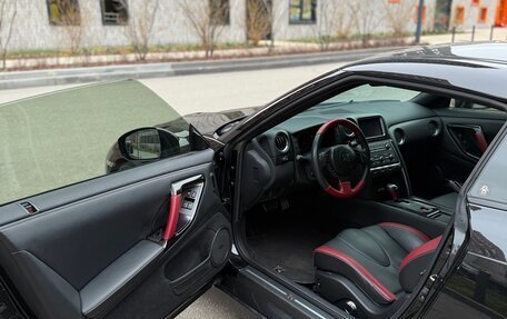 Nissan GT-R, 2014 год, 7 000 000 рублей, 25 фотография