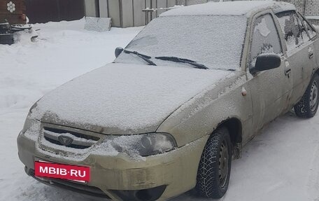 Daewoo Nexia I рестайлинг, 2011 год, 80 000 рублей, 2 фотография