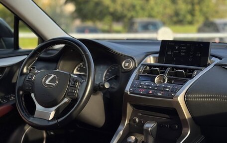 Lexus NX I, 2017 год, 2 970 000 рублей, 3 фотография