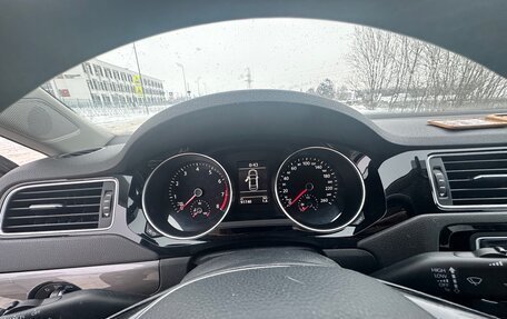 Volkswagen Jetta VI, 2017 год, 1 550 000 рублей, 10 фотография