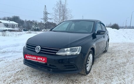 Volkswagen Jetta VI, 2017 год, 1 550 000 рублей, 2 фотография