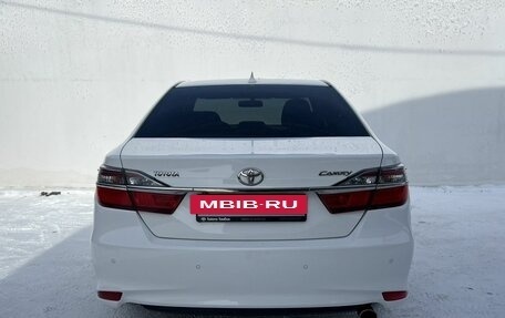 Toyota Camry, 2015 год, 2 050 000 рублей, 6 фотография