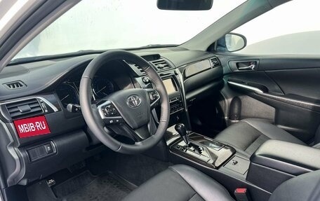 Toyota Camry, 2015 год, 2 050 000 рублей, 22 фотография