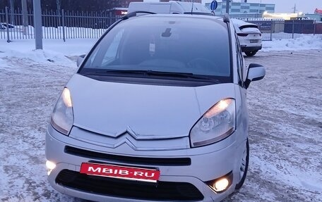 Citroen C4 Picasso II рестайлинг, 2008 год, 500 000 рублей, 3 фотография