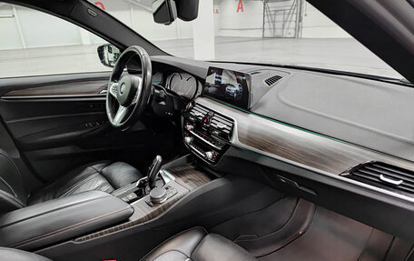 BMW 5 серия, 2018 год, 4 499 000 рублей, 13 фотография