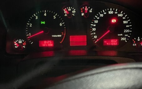 Audi A6, 1999 год, 220 000 рублей, 9 фотография