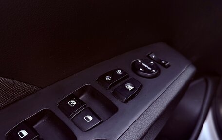 Hyundai Solaris II рестайлинг, 2017 год, 1 230 000 рублей, 10 фотография