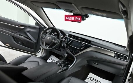 Toyota Camry, 2020 год, 2 405 000 рублей, 5 фотография