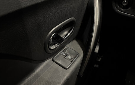 Renault Sandero II рестайлинг, 2015 год, 890 000 рублей, 10 фотография