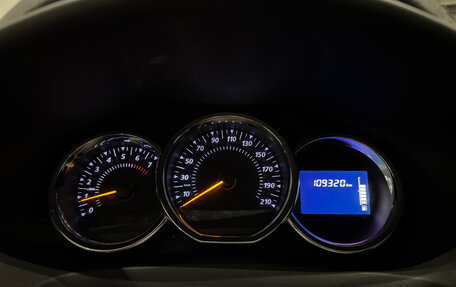 Renault Sandero II рестайлинг, 2015 год, 890 000 рублей, 13 фотография